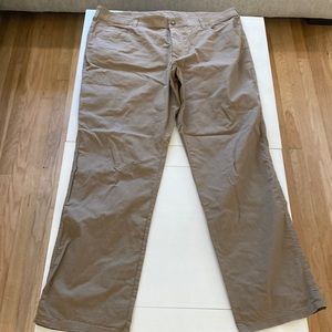 NWOT Columbia Khaki Pants 40WX34L